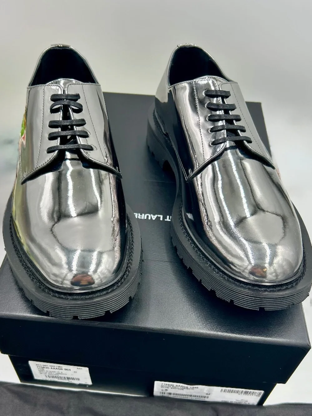 **************Men’s Saint Laurent Soft Laminator Army 20 Derby Shoes.  Size 42/9